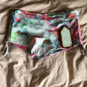 Mika Yoga Wear Mikaela Short